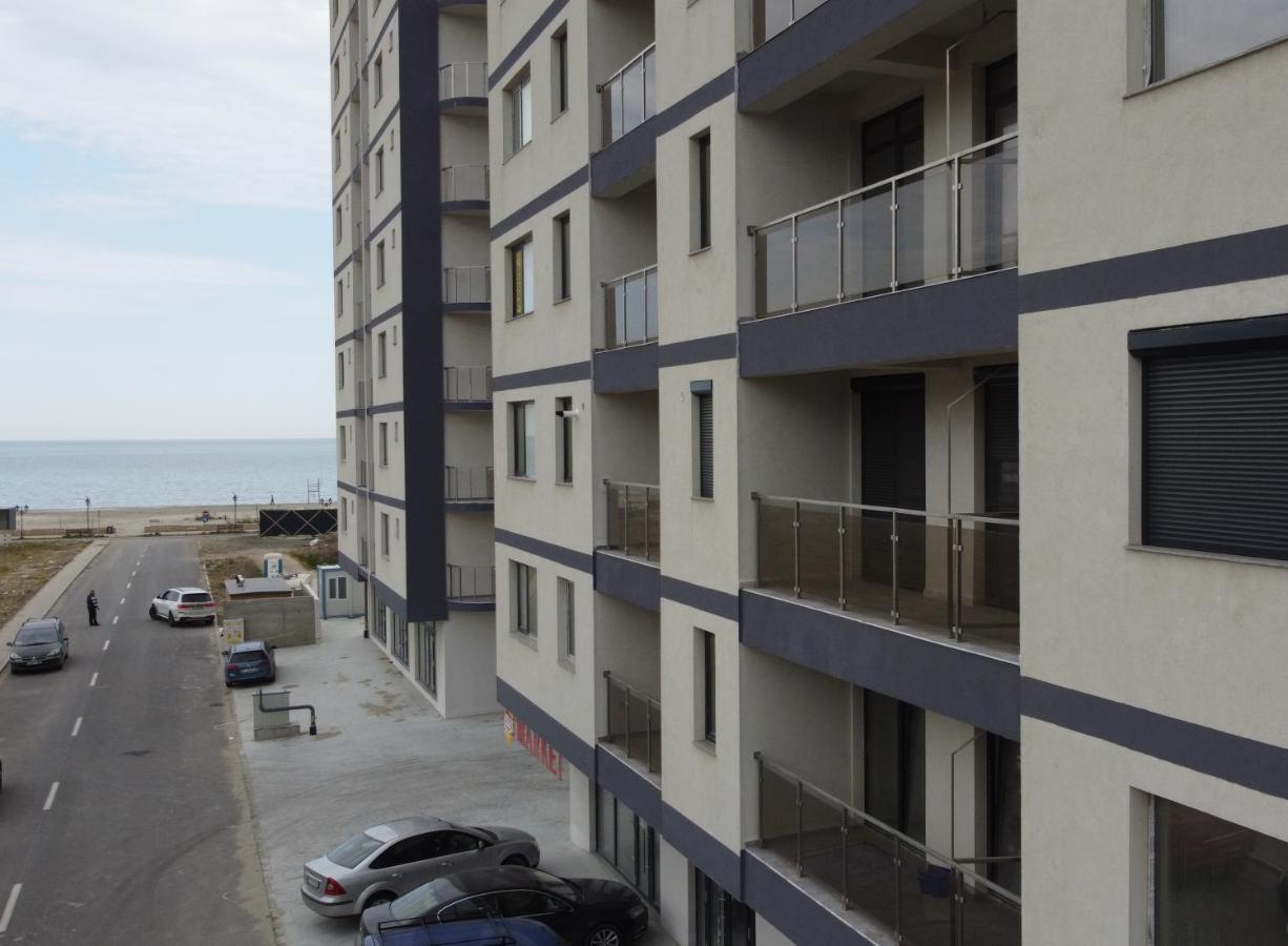 Cityapart 7 - Cazare In Mamaia Nord, Langa Plaja, Cu Vedere La Mare ナボダリ エクステリア 写真